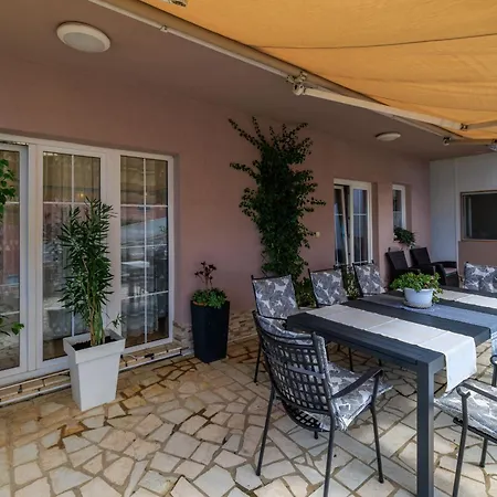 Apartment Marijana