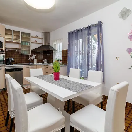 Marijana Apartman